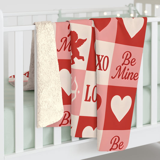 Sherpa fleece blanket - cupid's love pattern